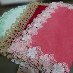 メ*)様 【新品未使用】近沢レース　3枚　レース縁取り円形タオルハンカチ他