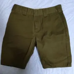 グリーン ショートパンツ