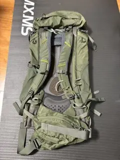 Kestrel 48 オリーブグリーン 登山用バックパック