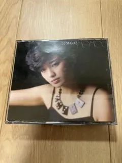 山口百恵　33 SINGLES MOMOE