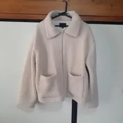 ベージュ フリースジャケット 襟付き