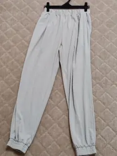 UNIQLO Мサイズ　カジュアルパンツ ゴムウエスト