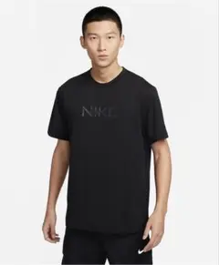 ナイキDri-FIT ショートスリーブ ドライフィット HF4635-010