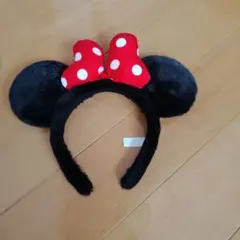 ミニーマウス カチューシャ 赤い水玉