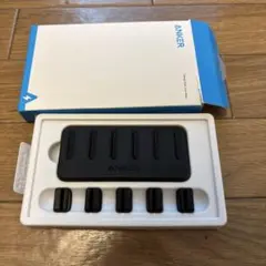 Anker Magnetic Cable Holder 本体
