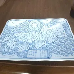 古伊万里 角皿 裏印 乾 - メルカリ