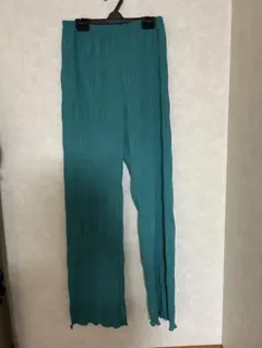 エモダ　パンツ