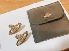 ヴィヴィアン・ウエストウッドのピアス