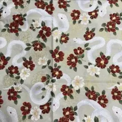 キルトゲイト　白ヘビ　生地　和柄　へび　ベージュ　1メートル