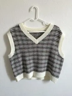 Honeys ハニーズ チェック柄 Vネック ニットベスト 最終値下げ