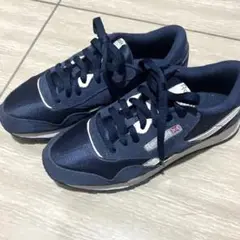 Reebok ネイビー スニーカー　24㎝