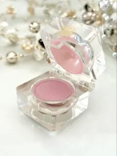ESTEE LAUDER ピュアカラーアイシャドウ 12キャンディキューブのサムネイル