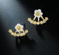 フラワーピアス 2個セット 左右ピアス