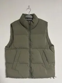 ZARA オリーブグリーン ダウンベスト