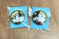 ディズニーストア　カウントダウン2000 缶バッジ ミッキー　ミニー2個セット