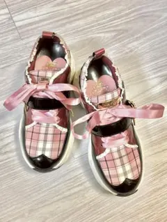 【Mサイズメルカリ最安値】しゅごキャラ mayla コラボ ラン スニーカーのサムネイル