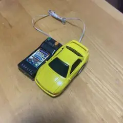 ラジコンカー　黄色