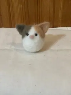 羊毛フェルト 猫の頭部 ぬいぐるみ
