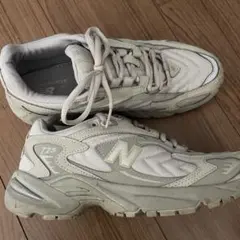 New Balance 725 スニーカー