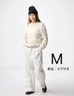 【新品】GU バレルレッグプルオンパンツ Q オフホワイト　Mサイズ