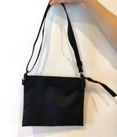 新品・未使用♪無印　ブラック　ナイロンショルダーバッグ