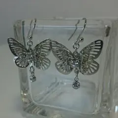 バタフライピアス(a231)