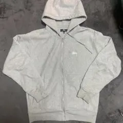 Stussy グレー ジップアップパーカー
