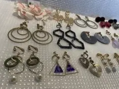 イヤリング24点 まとめ売り 大ぶり 韓国風 シンプル ゴールド シルバー　大量