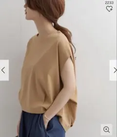 フレンチスリーブタックプルオーバー