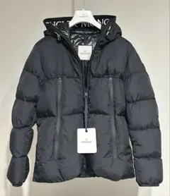 2025年最新】moncler モンクレール montclarの人気アイテム - メルカリ