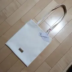 Item thumbnail for item c8ea8c9c-17c8-495c-984f-53aafa52d2d6