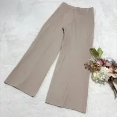 【ユニクロ】UNIQLO プリーツストレートパンツ ウエストゴム ベージュ M