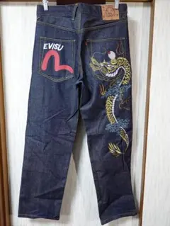 EVISU エヴィス デニム W32 2001 革パッチ EVISU エヴィス デニム W32 2001 革パッチ - メルカリ