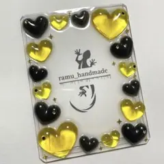 【ハート　ブラックイエロー】B8 トレカケース　レジン　デコ　硬質ケース　推し活