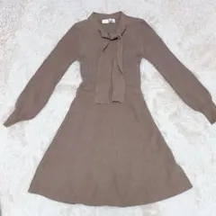 Lily Brown ブラウン ニットワンピース リボン付き 長袖 ボウタイ