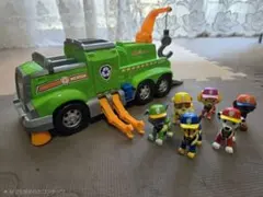 パウ・パトロール ロッキー アルティメットクルーザー　フィギュア6体付き