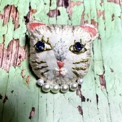 キモカワ★猫ブローチ