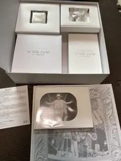 The White Lounge in CINEMA 初回限定BOX等