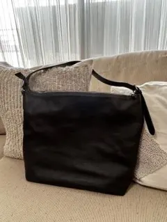 ビュレ ショルダーバッグ