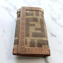 フェンディ FENDI ズッカ FF柄 6連キーケース ブラウンのサムネイル