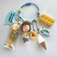 ★じゃらじゃらキーホルダー★PEANUTS ペパーミントパティ サマーのサムネイル