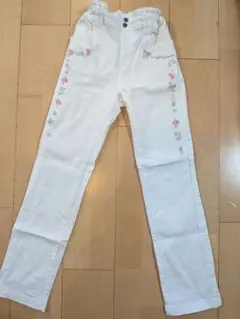 ♡メゾピアノ♡ブルージーンズ♡140♡お花刺繍♡定価10000円♡