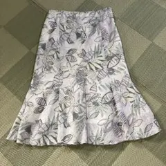 花柄フレアロングスカート
