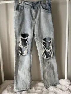 ダメージデニム