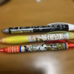 スヌーピー シャープペンシル 赤 黄　他