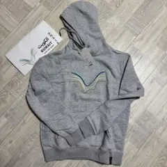 クウェートパビリオン　パーカー