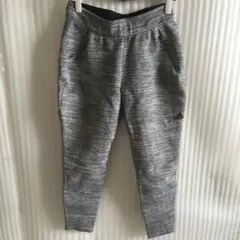 adidas フィットネスパンツ