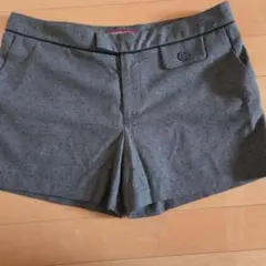 コントワー・デ・コトニエ　ドット柄 グレー ショートパンツのサムネイル