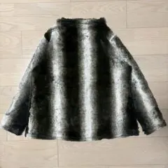 グレー系ファー長袖トップス