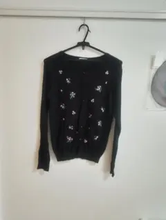 黒 花柄刺繍 長袖カーディガン